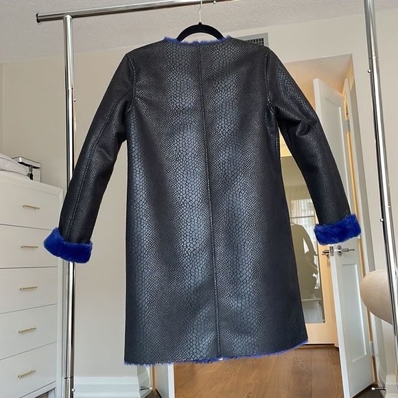 Guess Los Angeles reversible faux fur coat vegan leather size XS - Picture 12 of 12